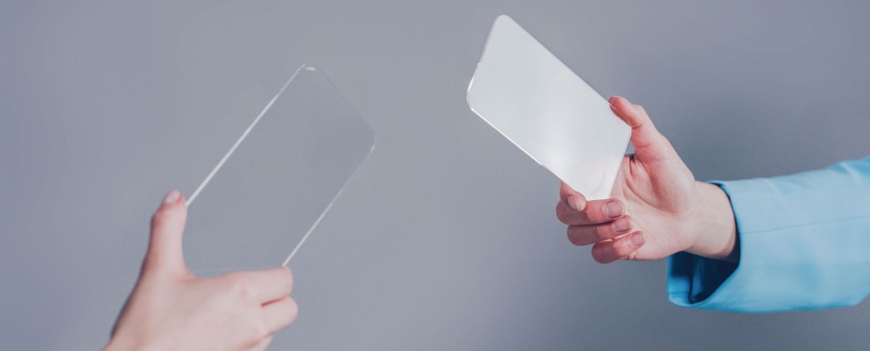 Hydrogelová fólie nebo tvrzené sklo – která ochrana displeje je lepší?