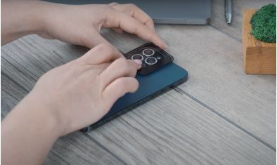 Jak nasadit sklo na fotoaparát? Nasazení hybridního a tvrzeného skla