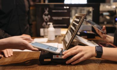 haptyka-co-to-jest-i-jak-dziala-praktyczne-zastosowania-haptyki